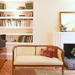 Sophisticated Gem In The Heart Of Paris - 107M2