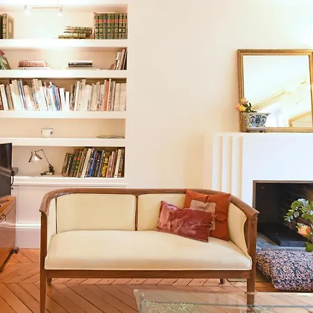 Sophisticated Gem In The Heart Of - 107m2 Appartamento *